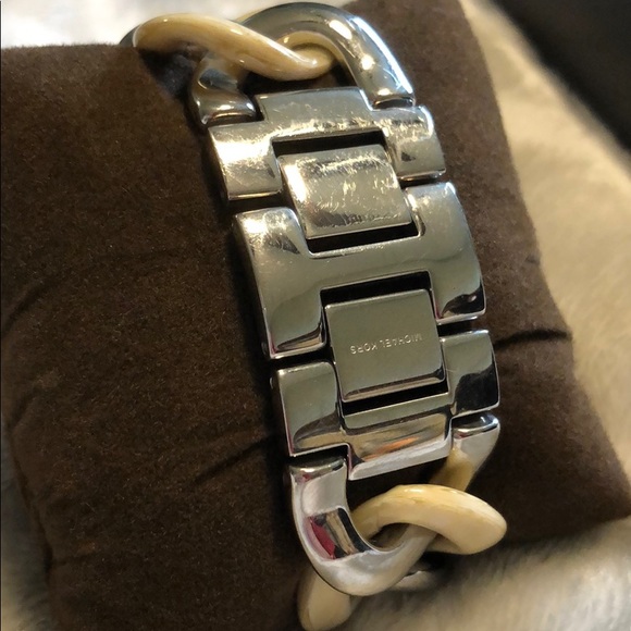 Michael Kors mother of pearl watch main image 8